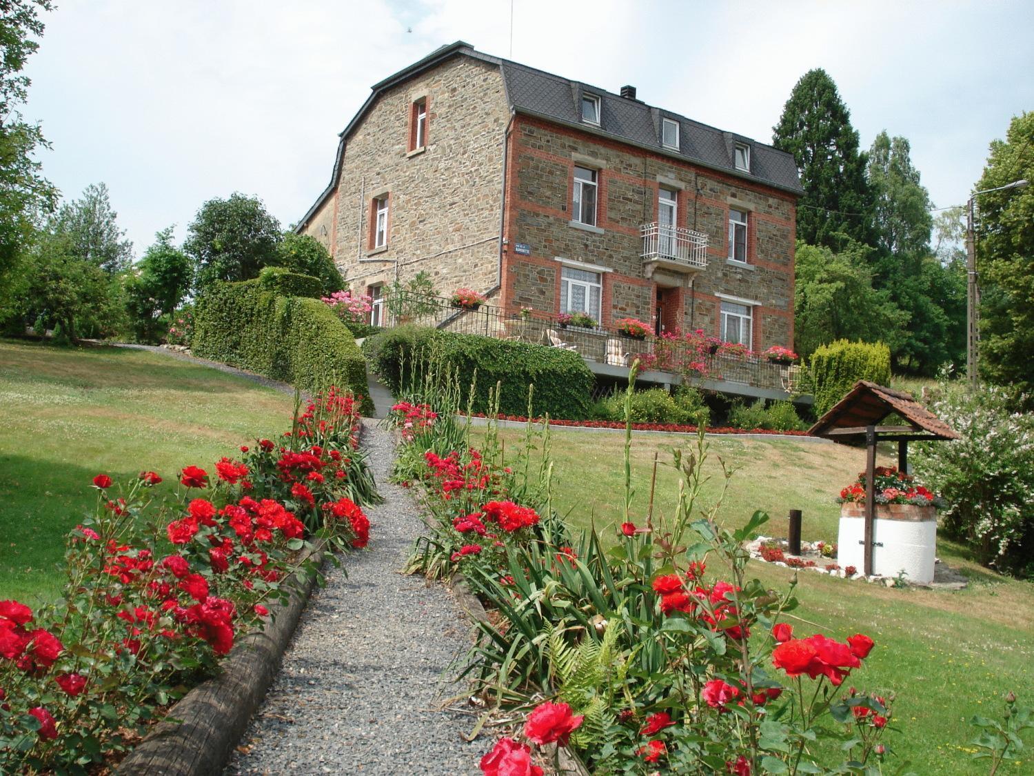 Villa Louise Bouillon Exterior photo